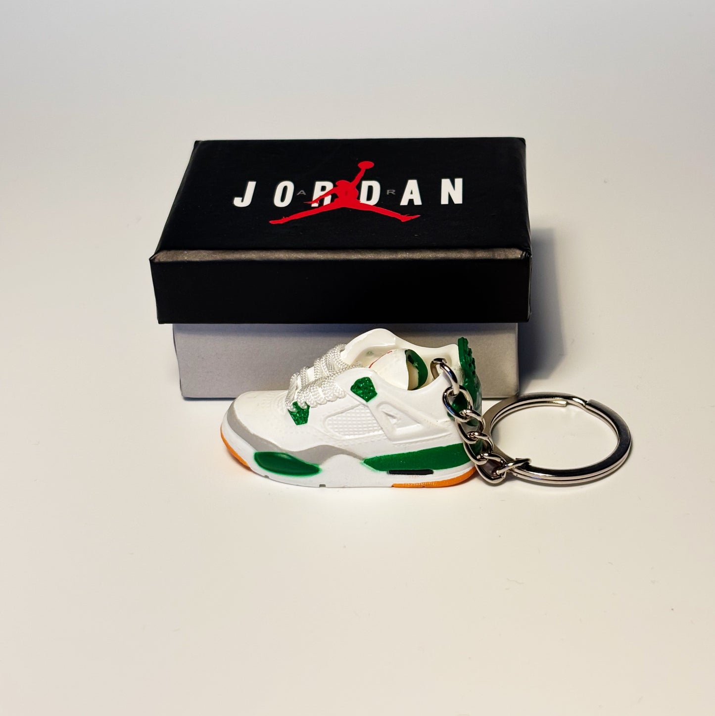 Jordan 4 SB Pine Green Keychain